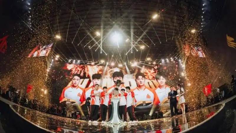 英雄联盟选手位置分工与职责差异详解
